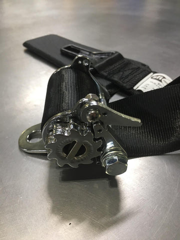 SCHROTH SFI 16.1 Leverlatch Harness Lap Ratchet Adjuster